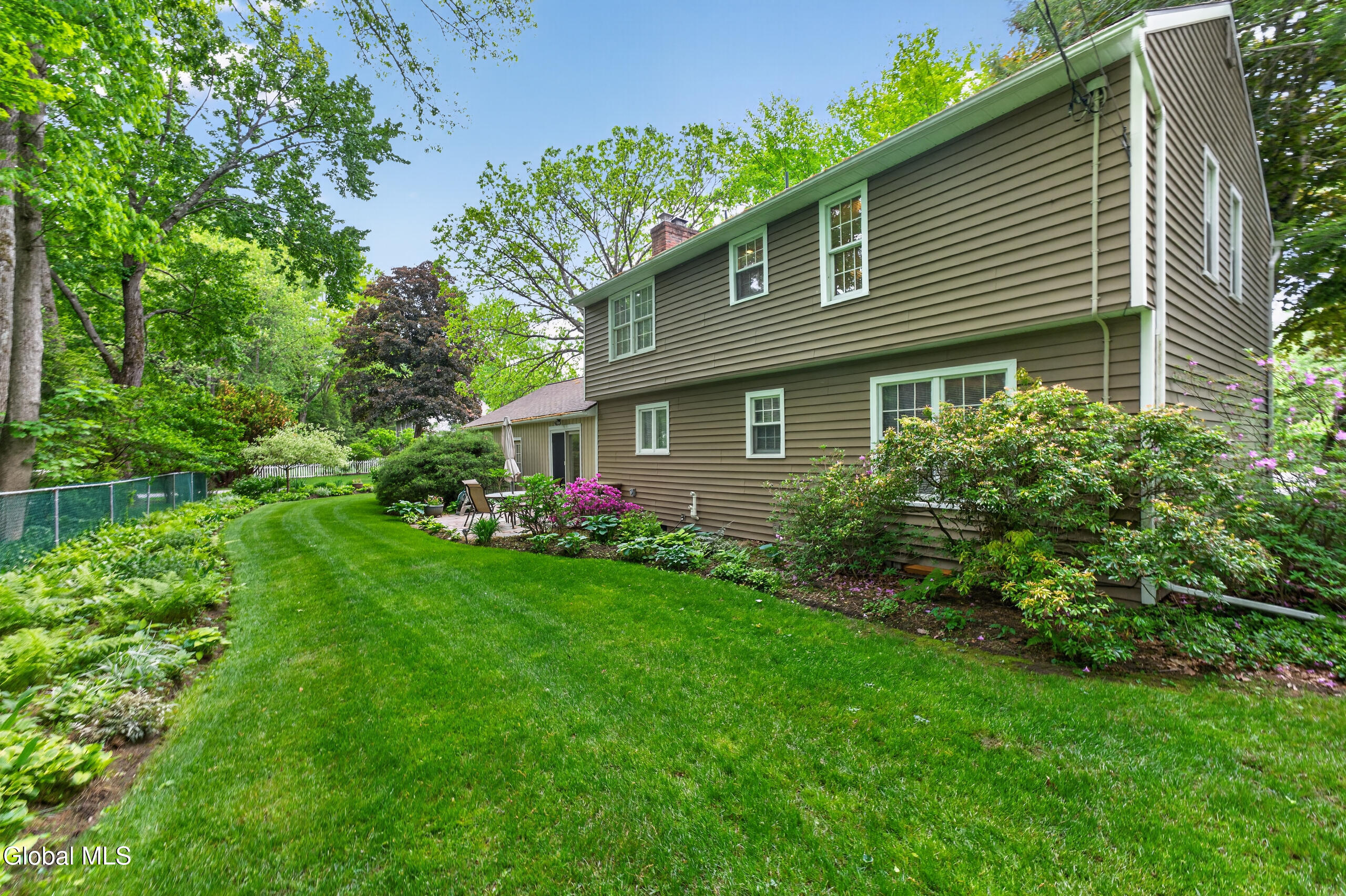 36 Carriage Road Delmar NY 12054