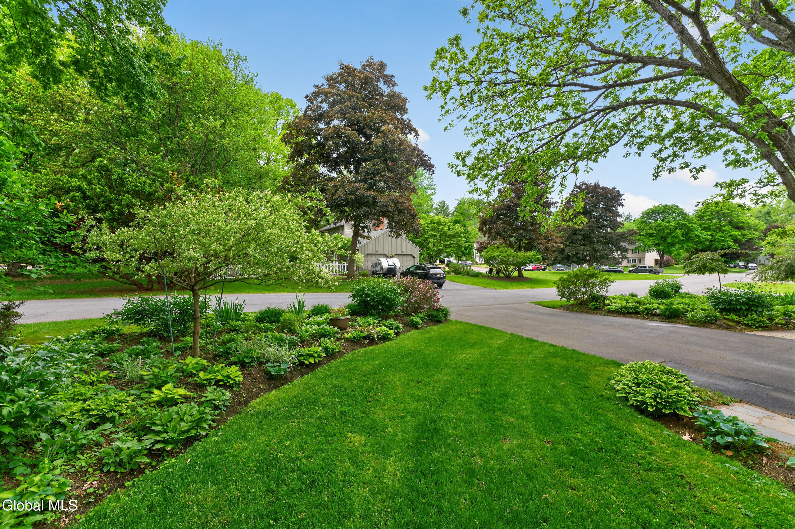 36 Carriage Road Delmar NY 12054