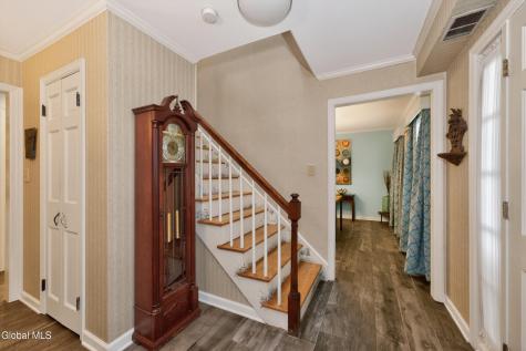 36 Carriage Road Delmar NY 12054