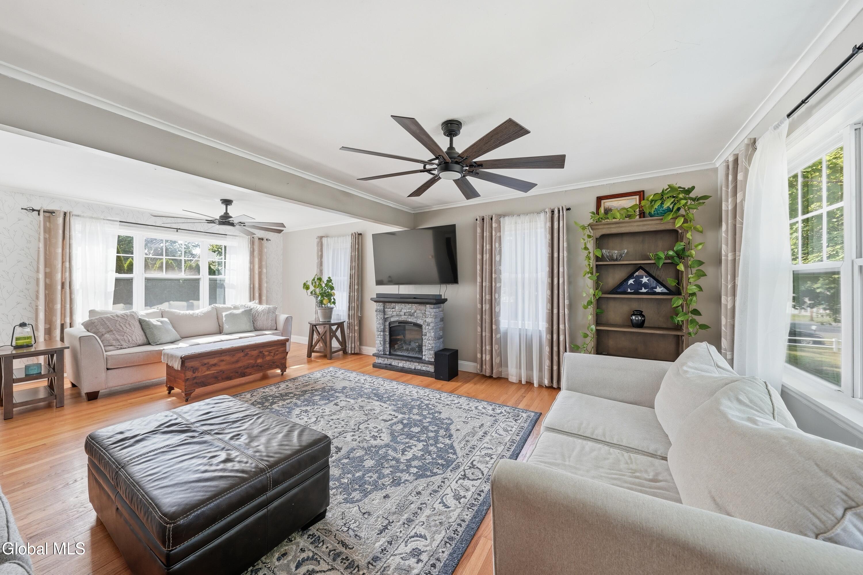 35 Vista Avenue Latham NY 12110