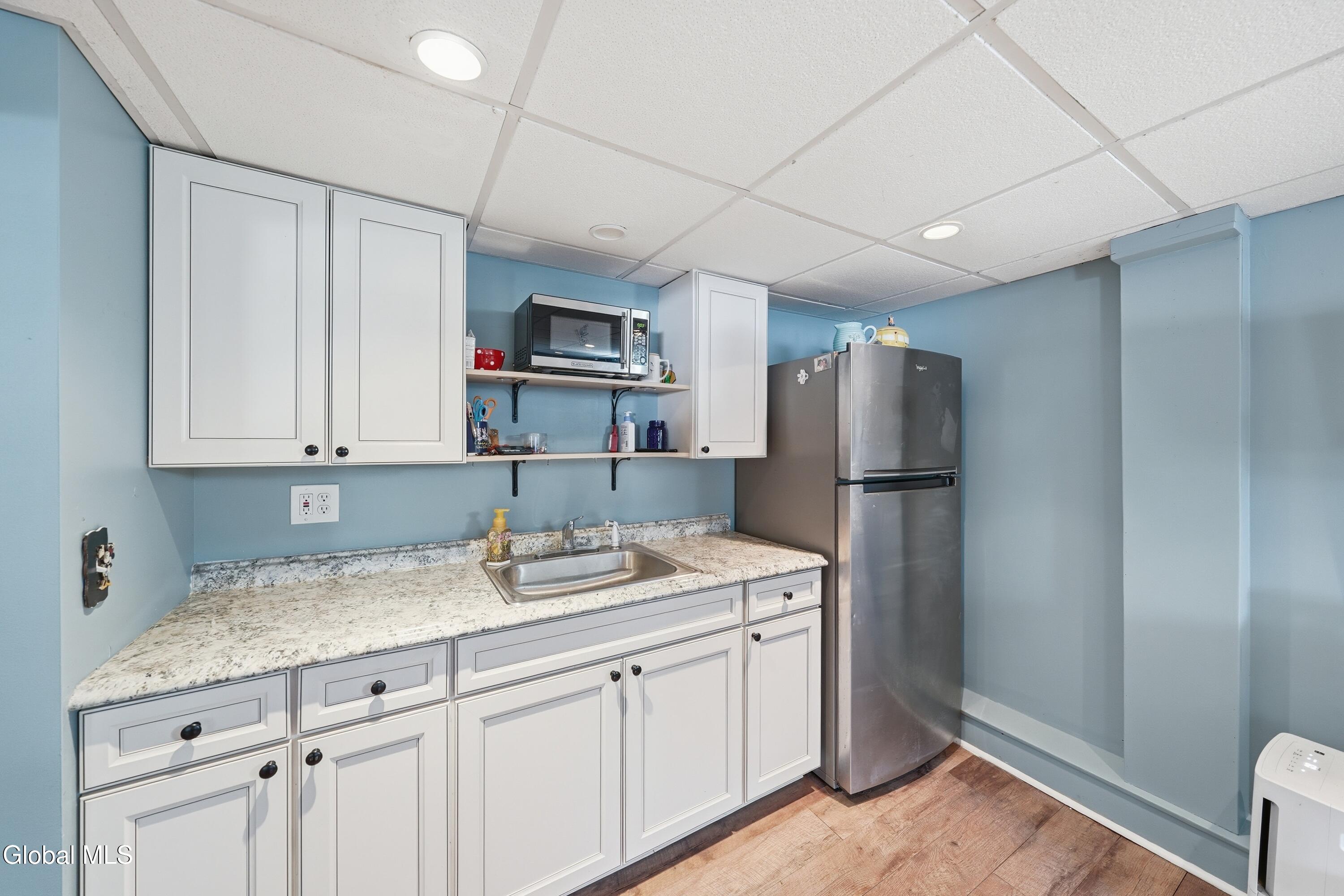 35 Vista Avenue Latham NY 12110