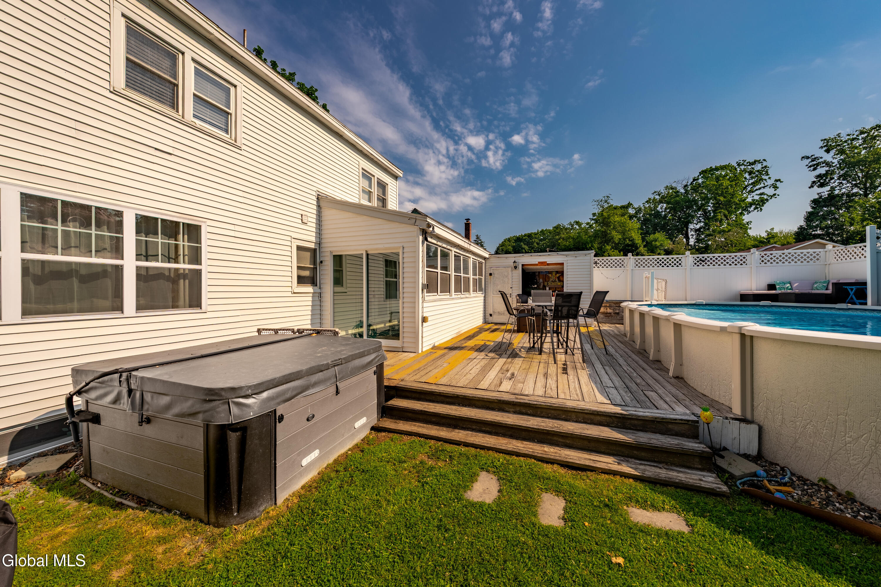35 Vista Avenue Latham NY 12110