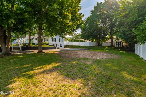 35 Vista Avenue Latham NY 12110