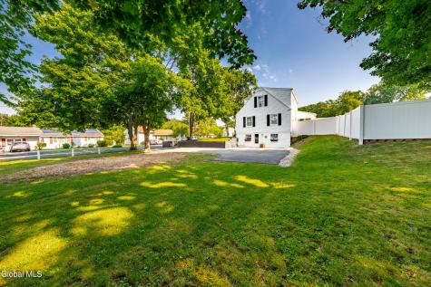 35 Vista Avenue Latham NY 12110
