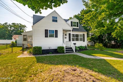 35 Vista Avenue Latham NY 12110