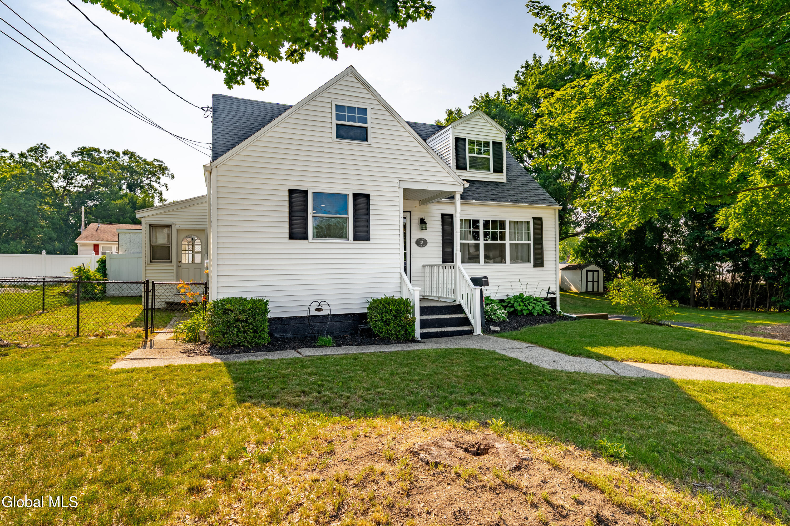 35 Vista Avenue Latham NY 12110