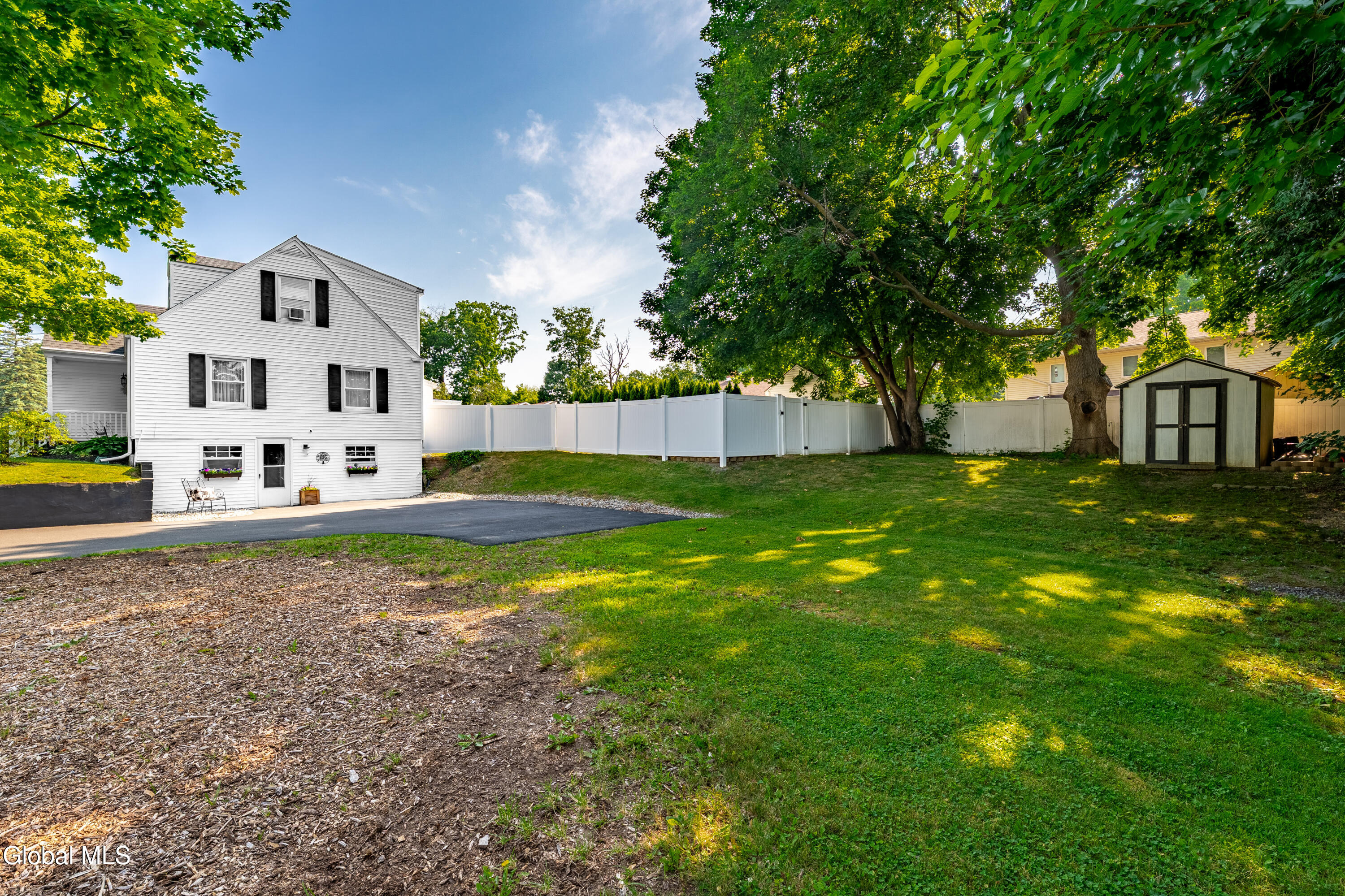 35 Vista Avenue Latham NY 12110