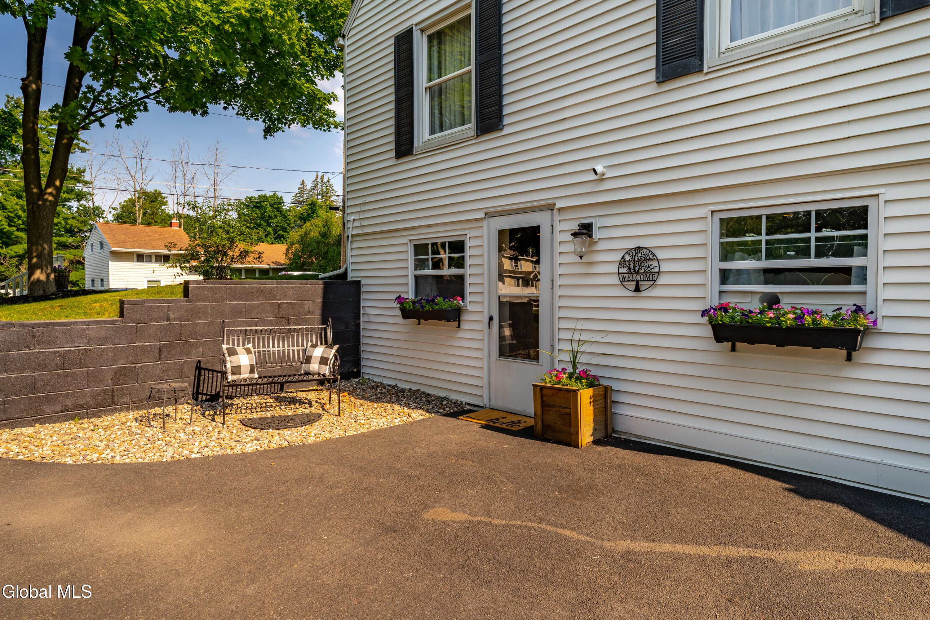 35 Vista Avenue Latham NY 12110