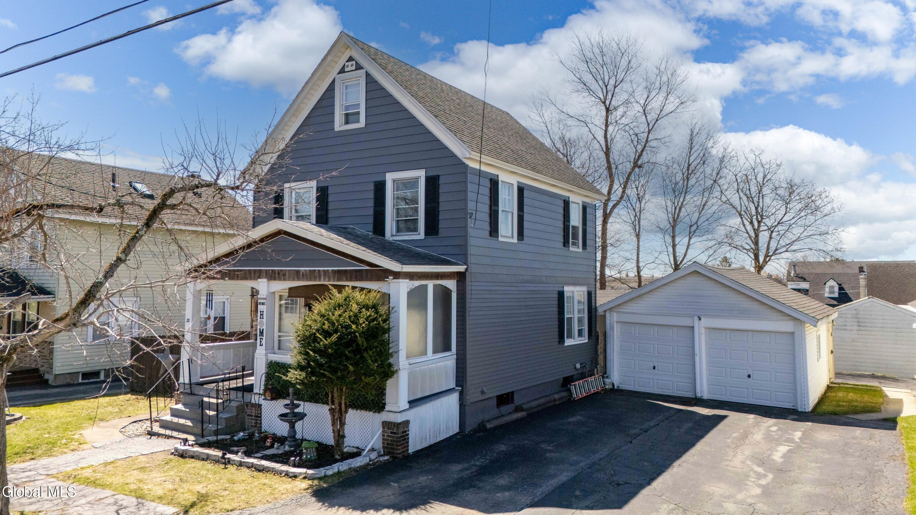 28 Wilkes Avenue Amsterdam NY 12010