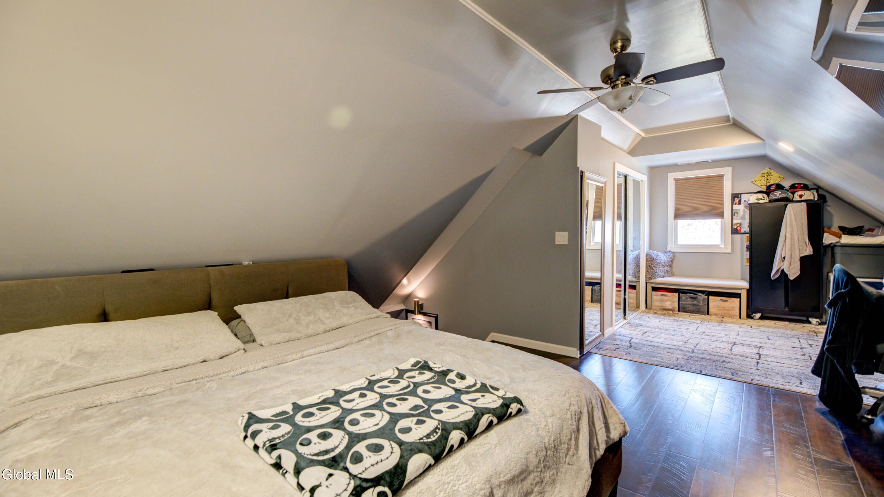 28 Wilkes Avenue Amsterdam NY 12010