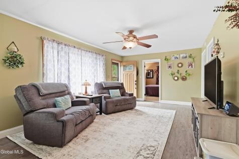 392 W State St Extension Gloversville NY 12078