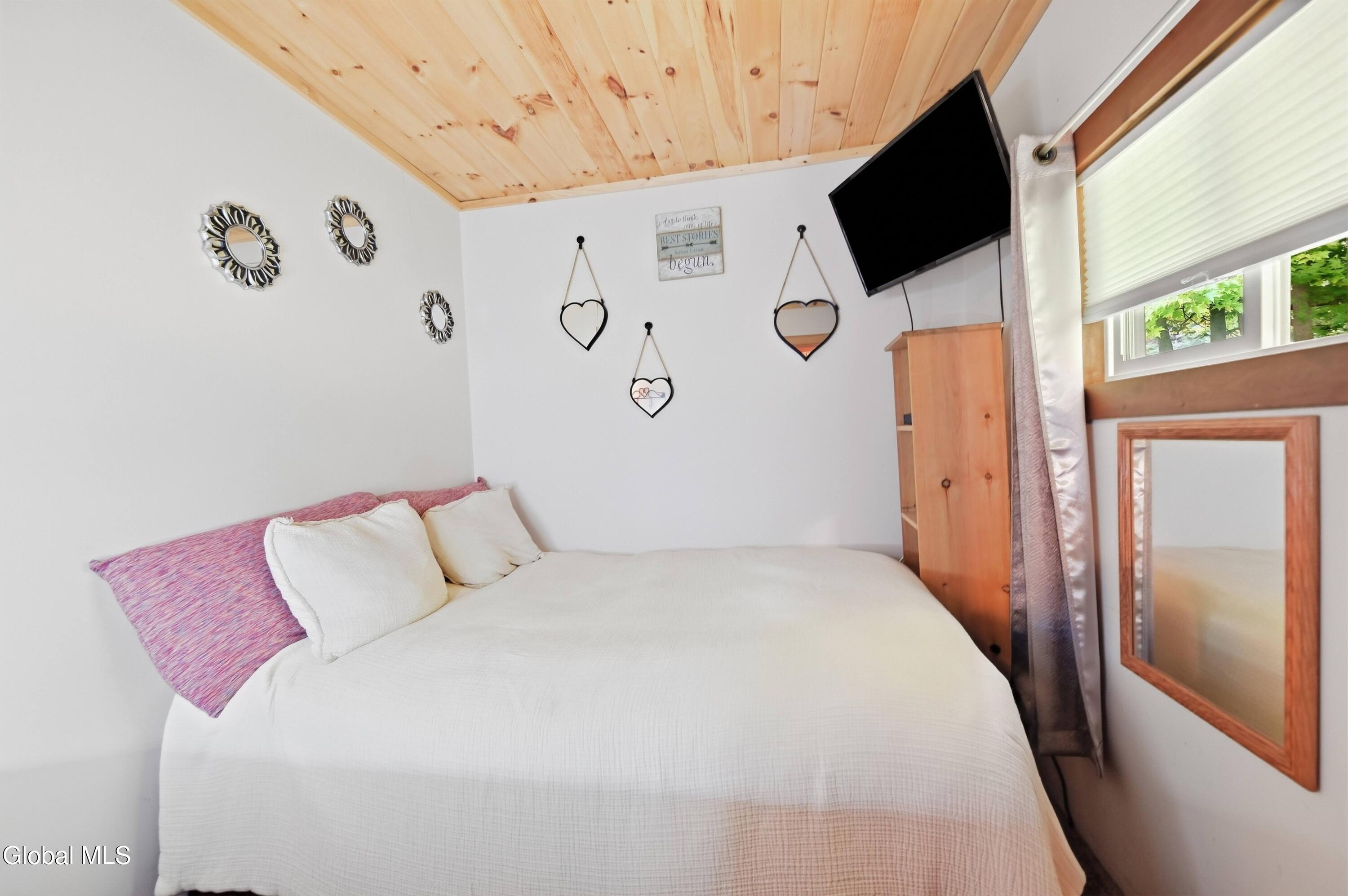 392 W State St Extension Gloversville NY 12078