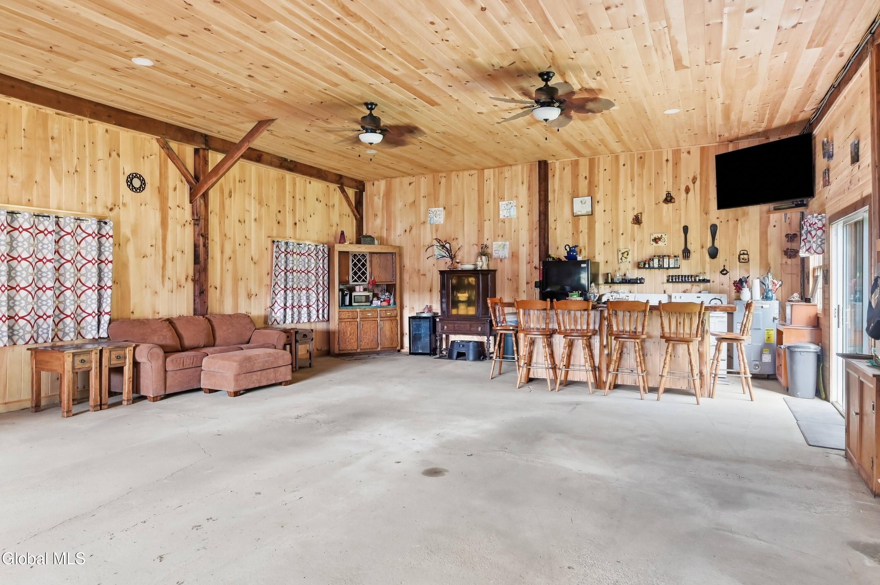 392 W State St Extension Gloversville NY 12078