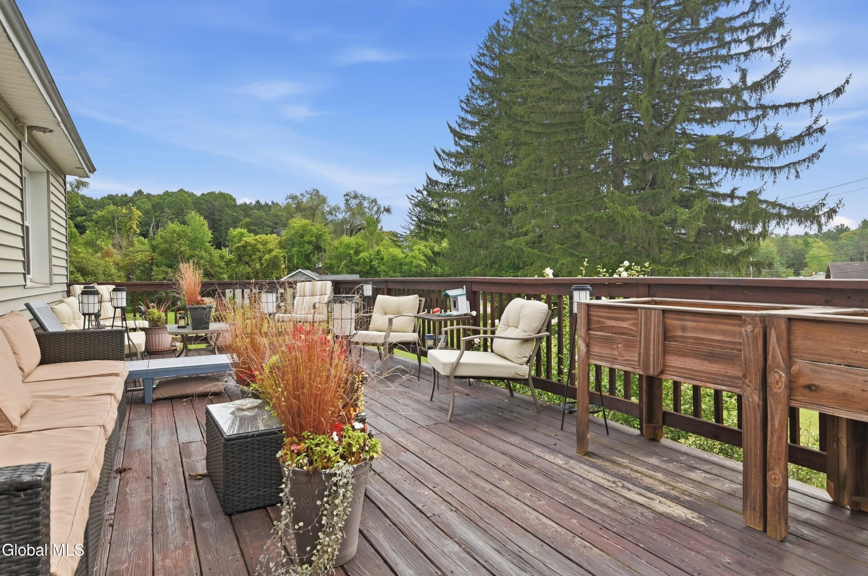 392 W State St Extension Gloversville NY 12078