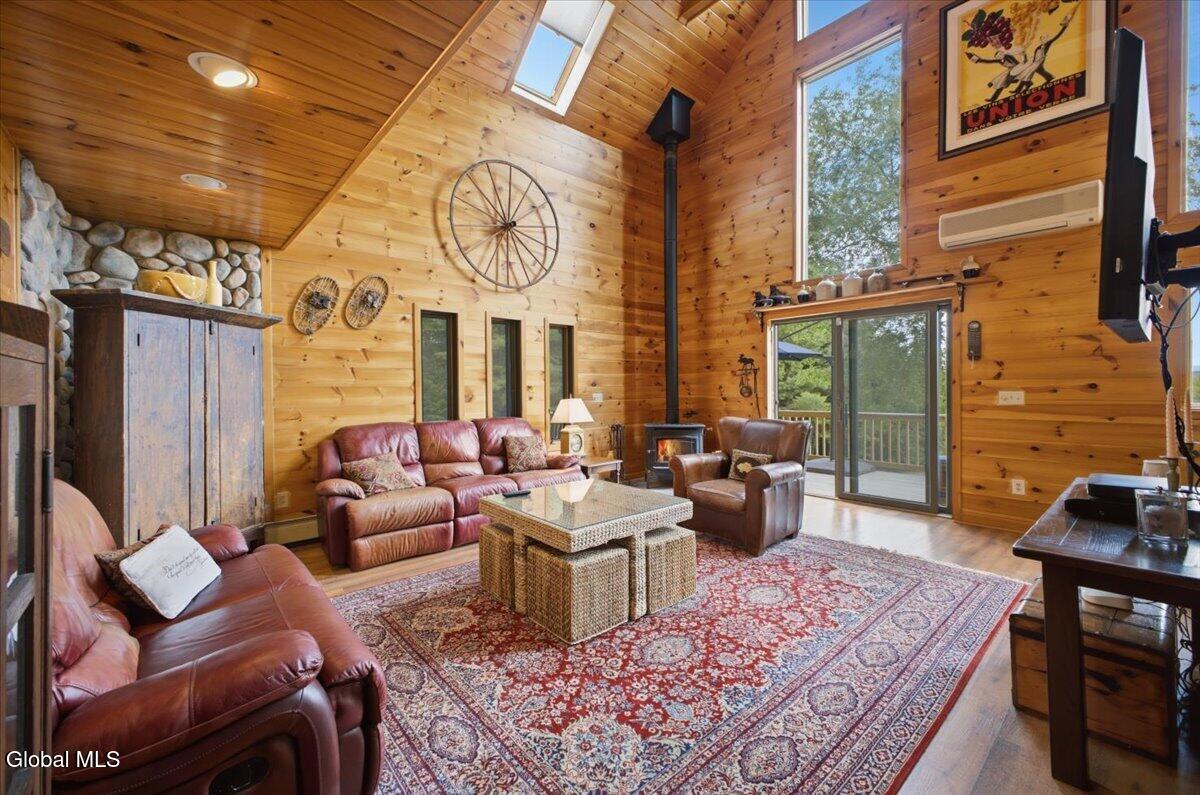 342-346 Starbuck Hill Road Chestertown NY 12817