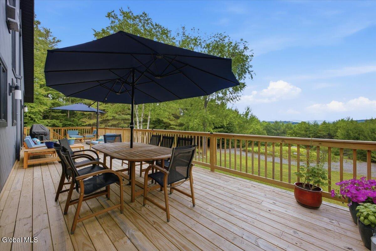 342-346 Starbuck Hill Road Chestertown NY 12817