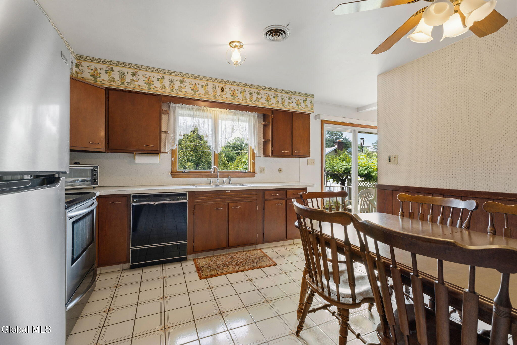 1346 Tracy Avenue Niskayuna NY 12309