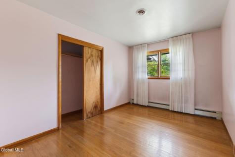 1346 Tracy Avenue Niskayuna NY 12309