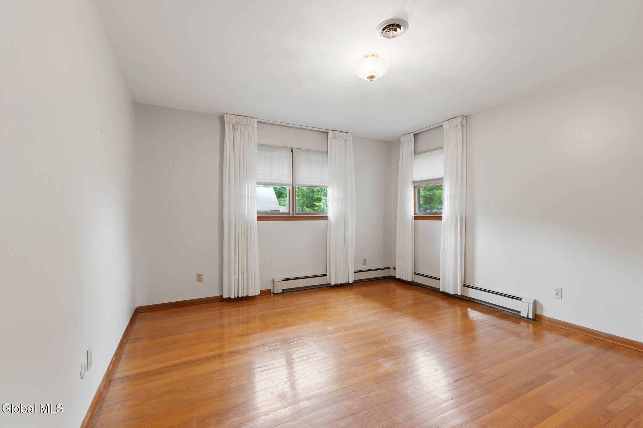 1346 Tracy Avenue Niskayuna NY 12309