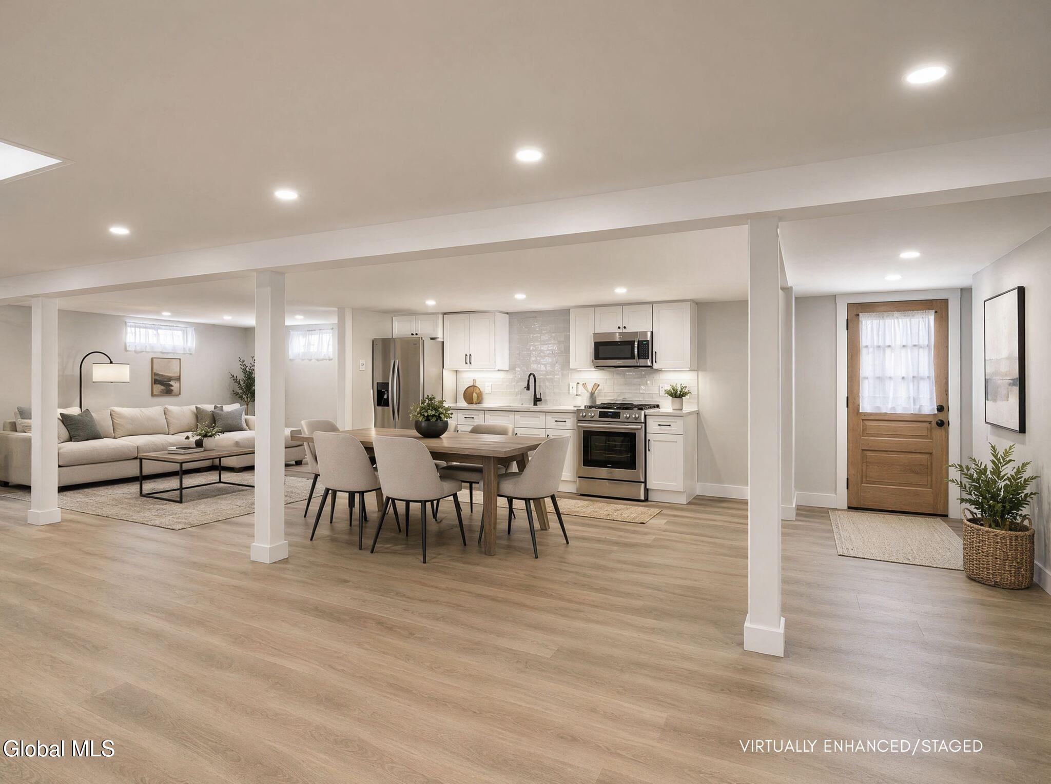 1346 Tracy Avenue Niskayuna NY 12309