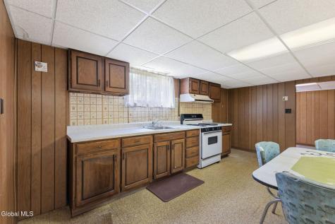 1346 Tracy Avenue Niskayuna NY 12309