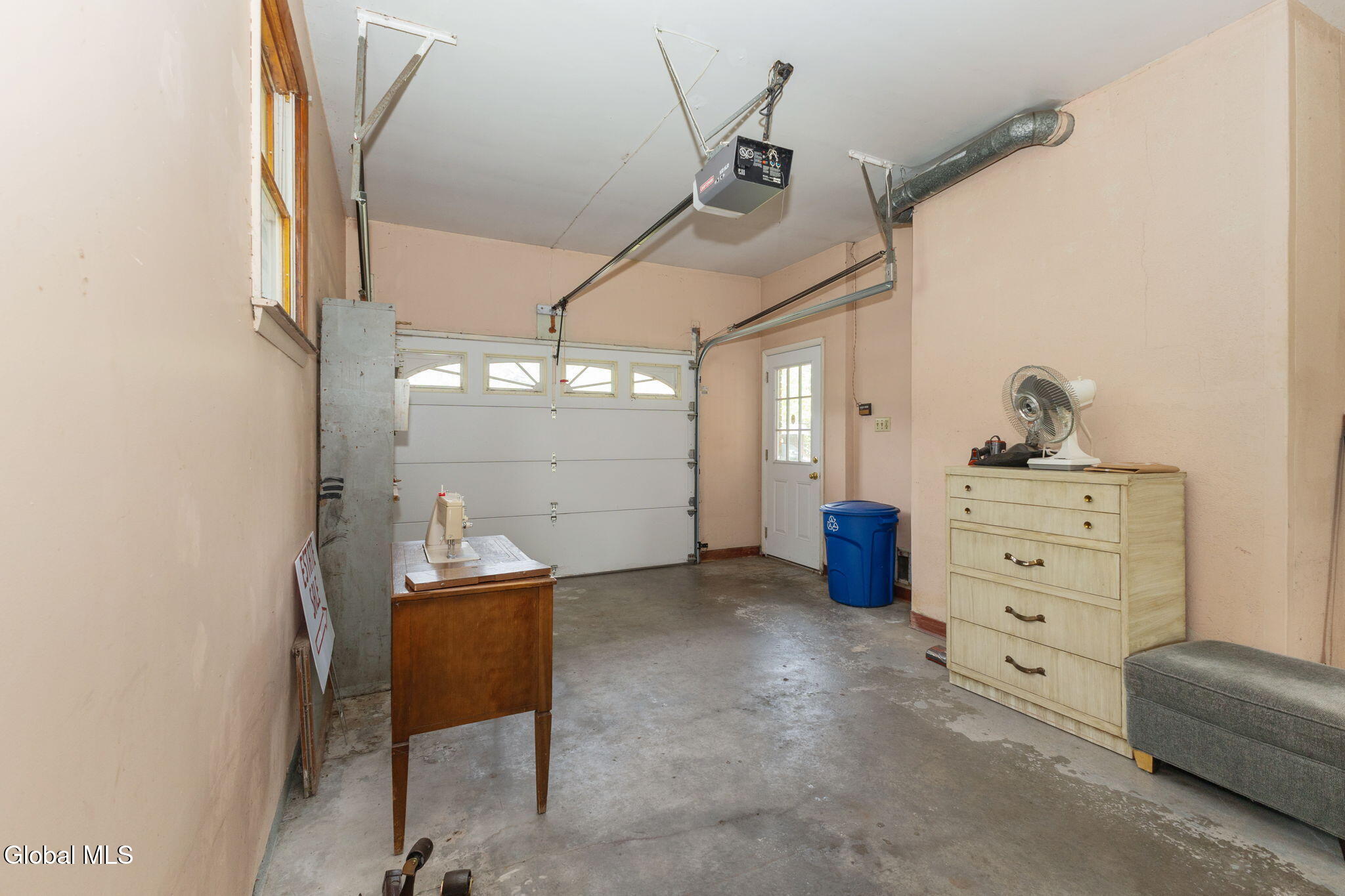 1346 Tracy Avenue Niskayuna NY 12309