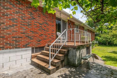 1346 Tracy Avenue Niskayuna NY 12309