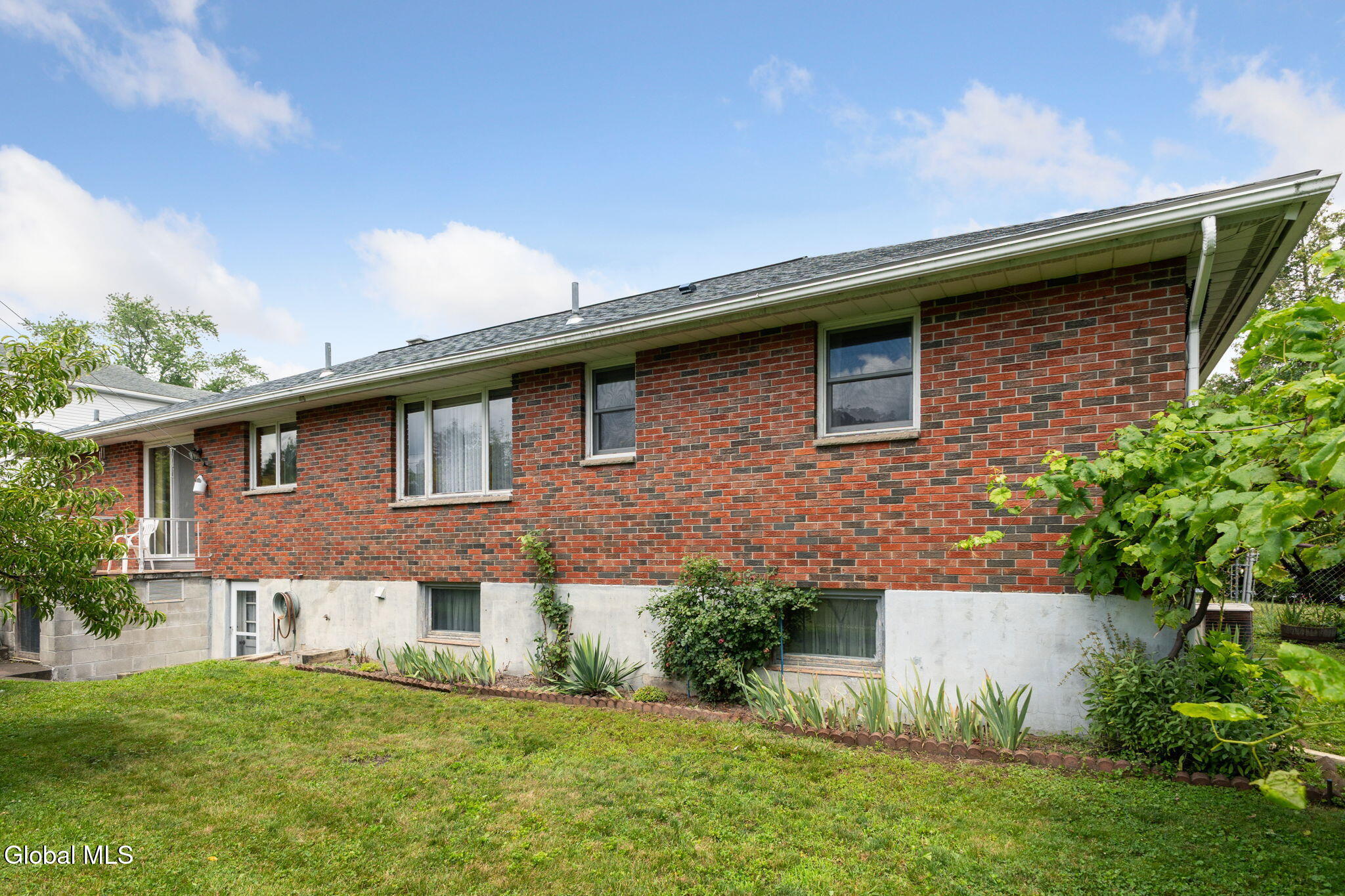 1346 Tracy Avenue Niskayuna NY 12309