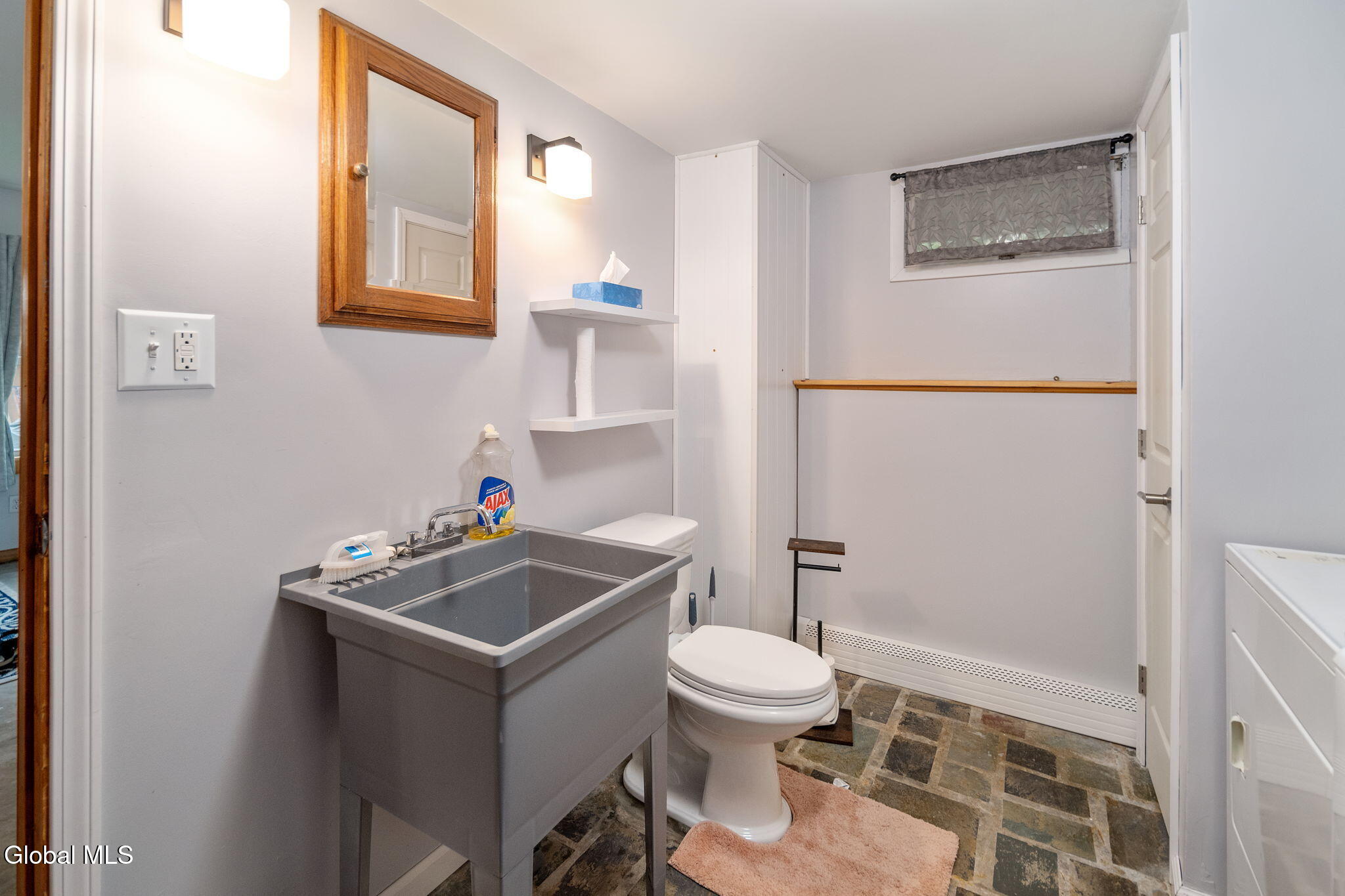 2223 U.s. 20 Carlisle NY 12031