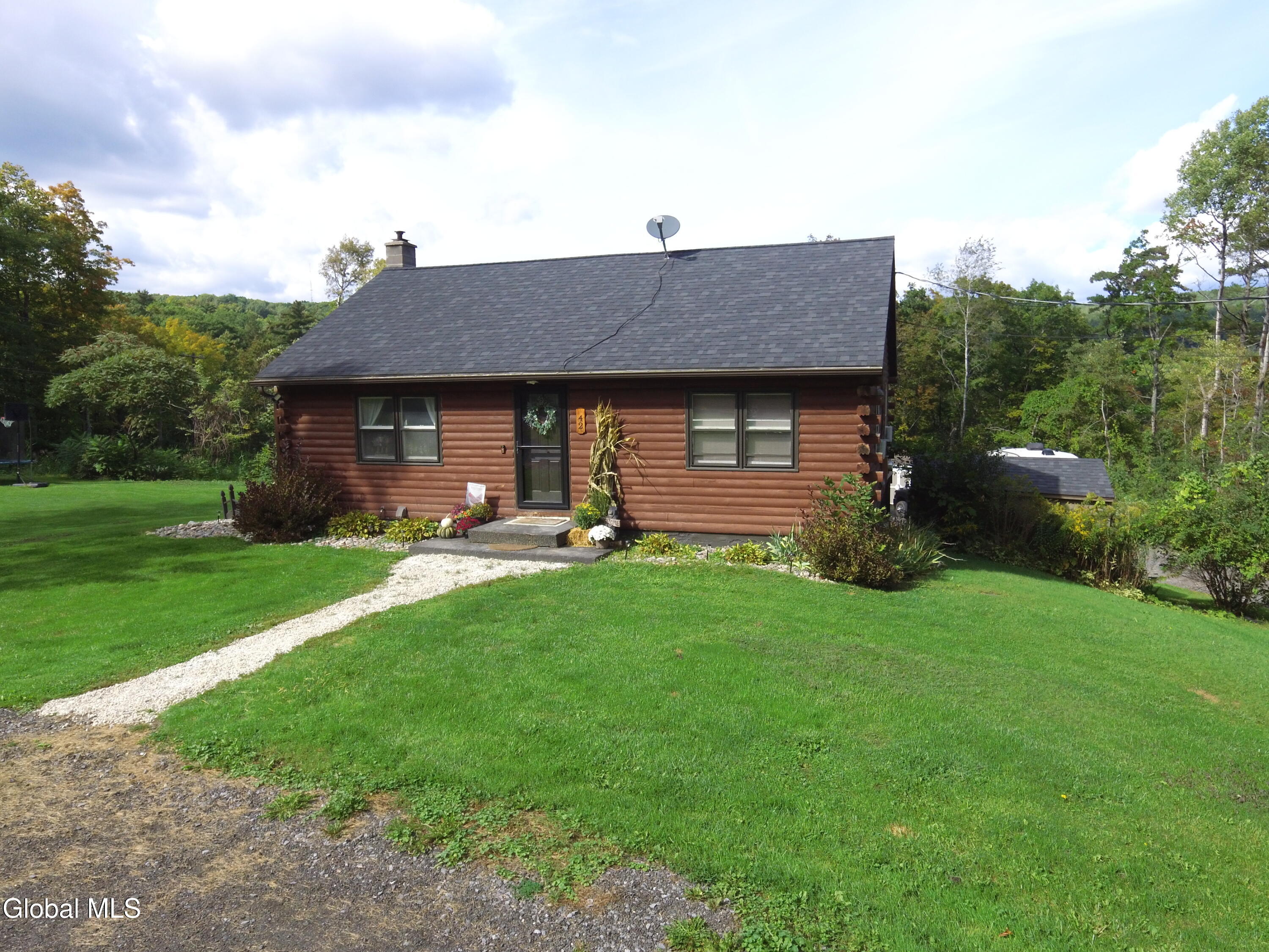 42 S Lower Letter Voorheesville NY 12186