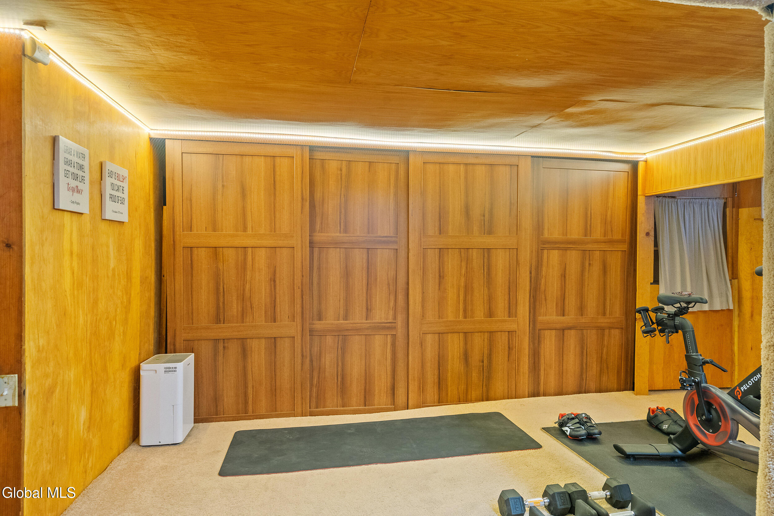 115 Grove Avenue Albany NY 12208