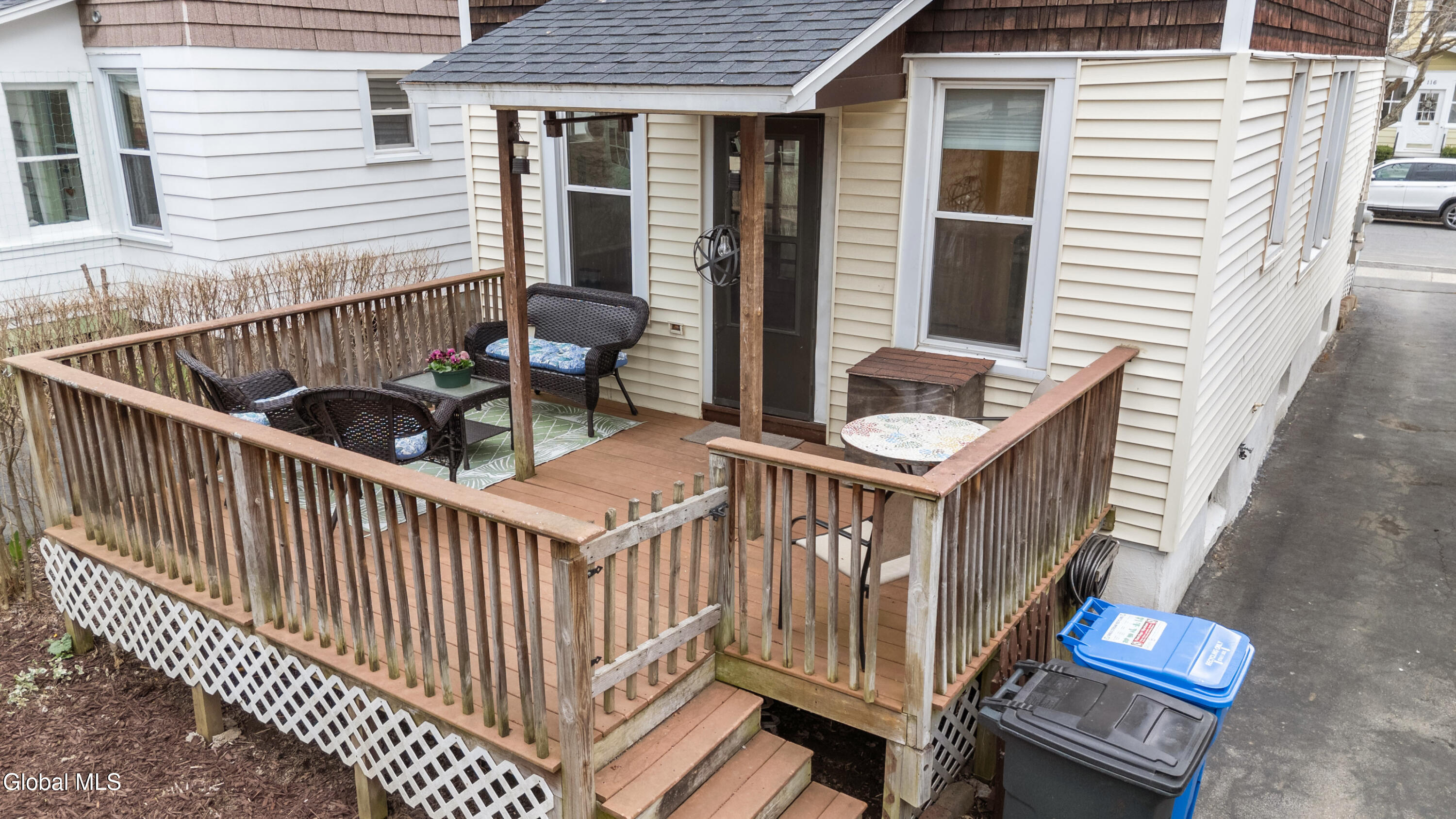 115 Grove Avenue Albany NY 12208