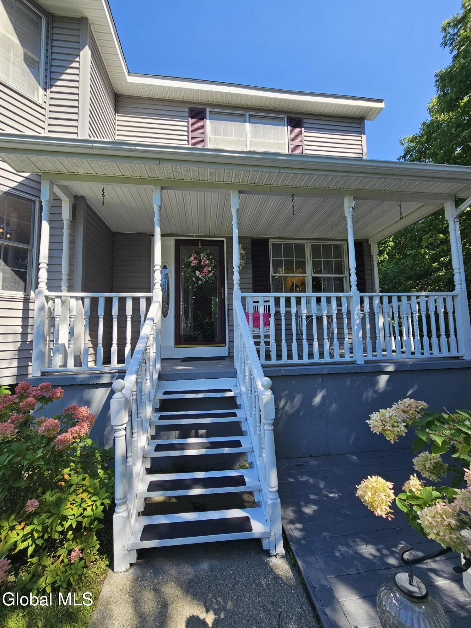 34 Rock Candy Lane Troy NY 12182