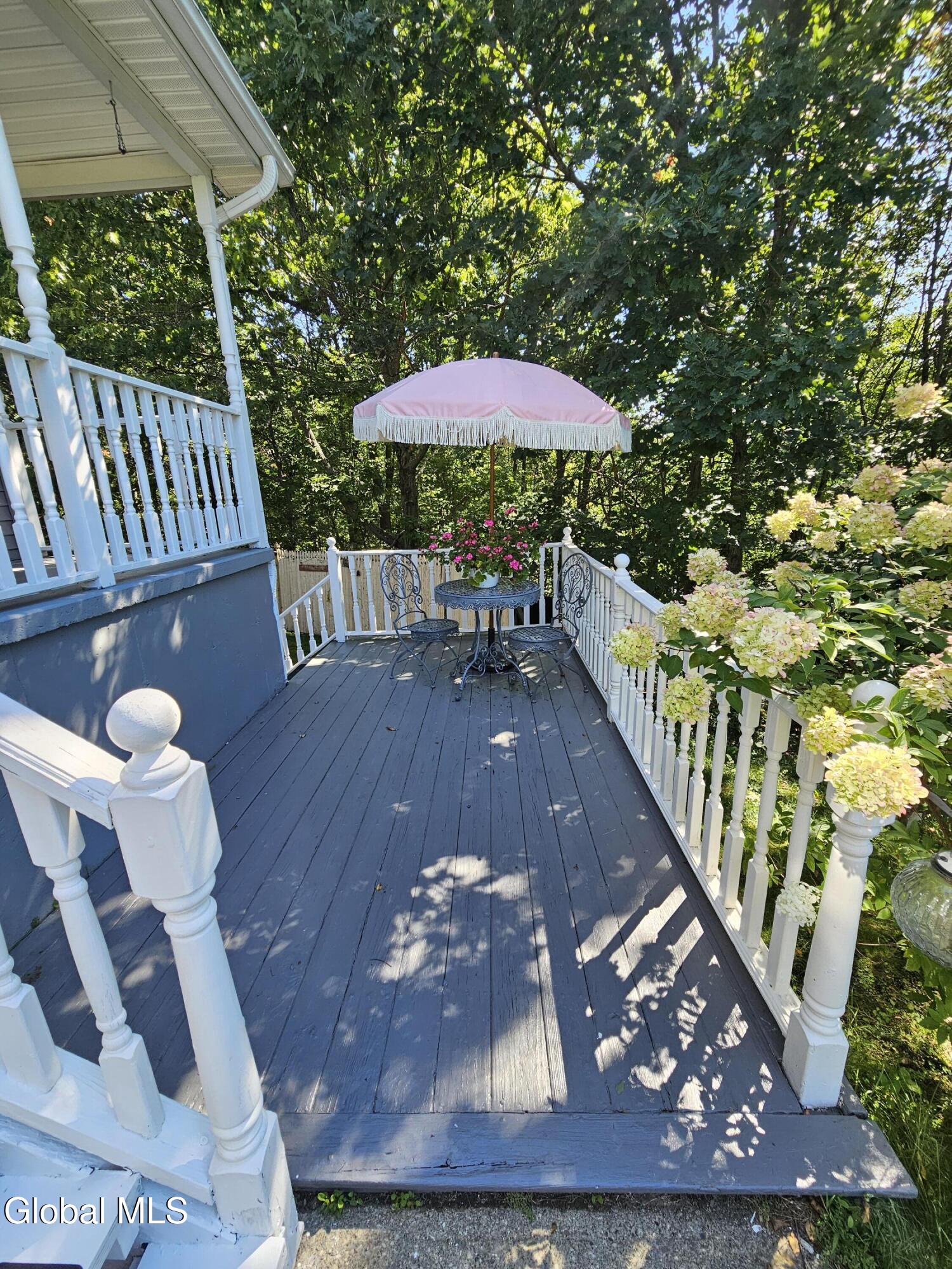 34 Rock Candy Lane Troy NY 12182