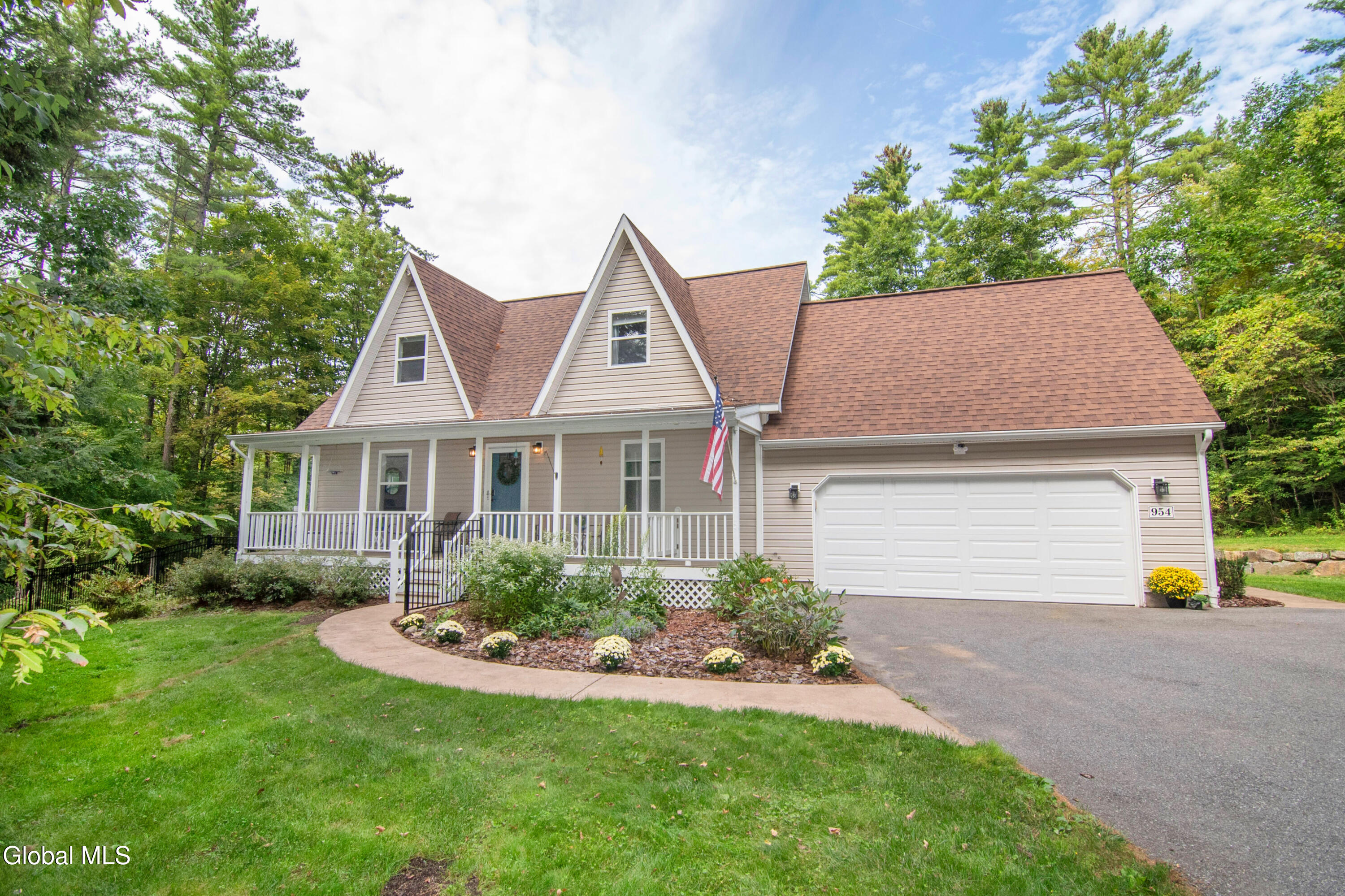 954 Murray Road Middle Grove NY 12850