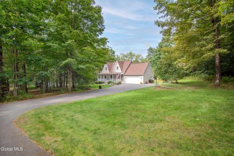 954 Murray Road Middle Grove NY 12850