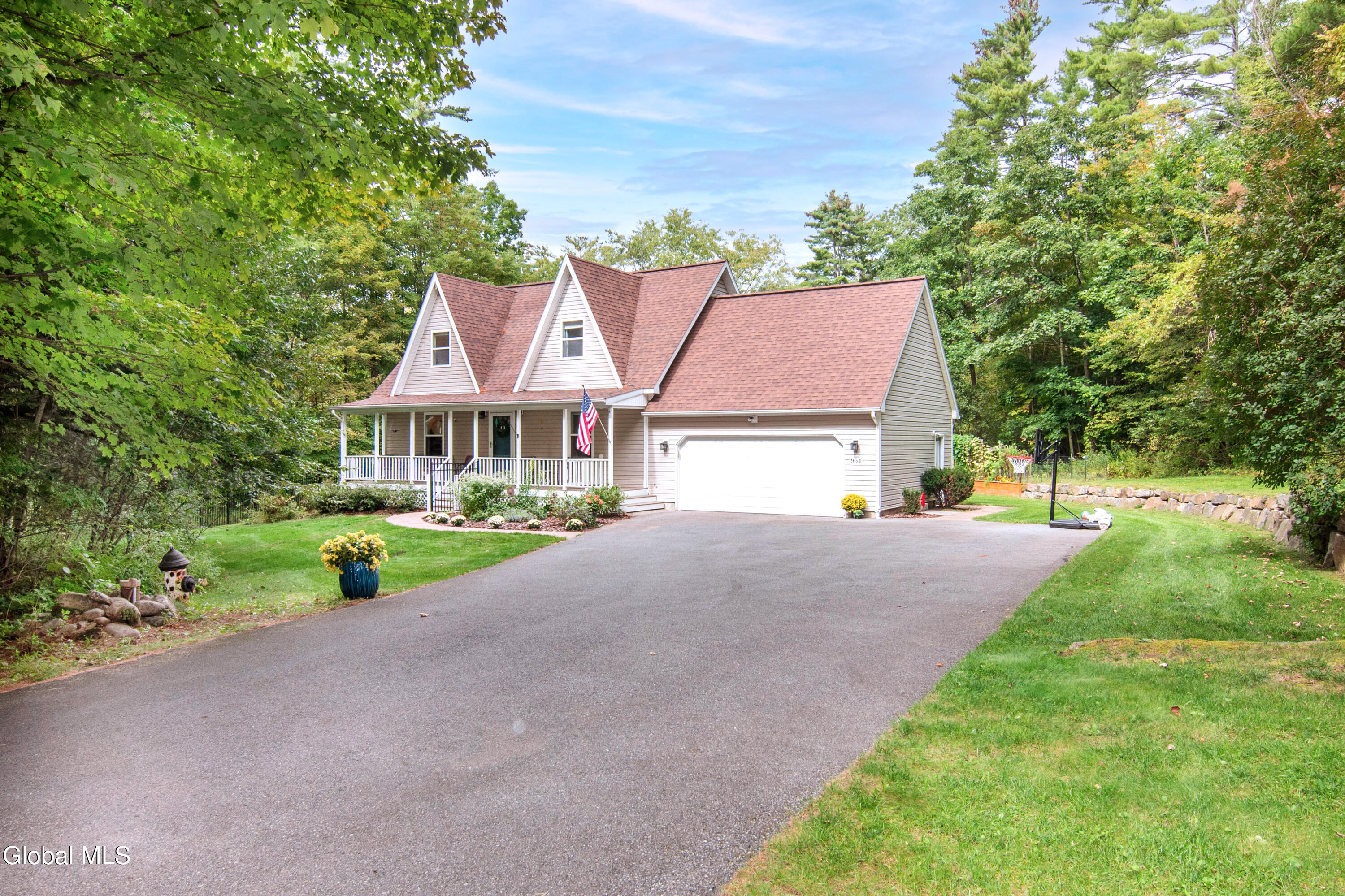 954 Murray Road Middle Grove NY 12850