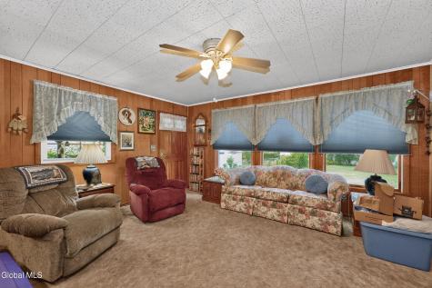 1527 Ardsley Place Schenectady NY 12308