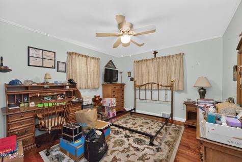 1527 Ardsley Place Schenectady NY 12308