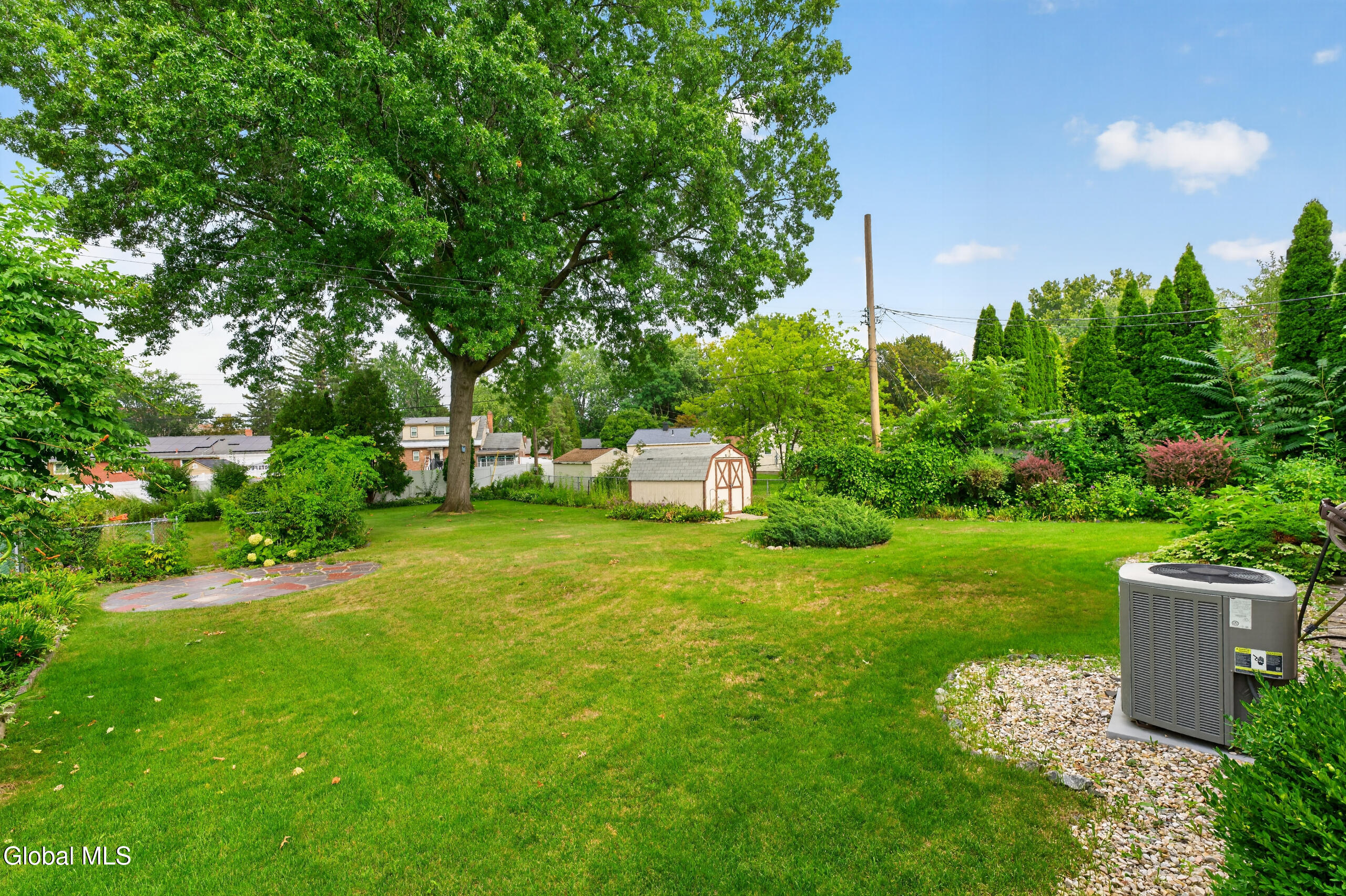 1527 Ardsley Place Schenectady NY 12308