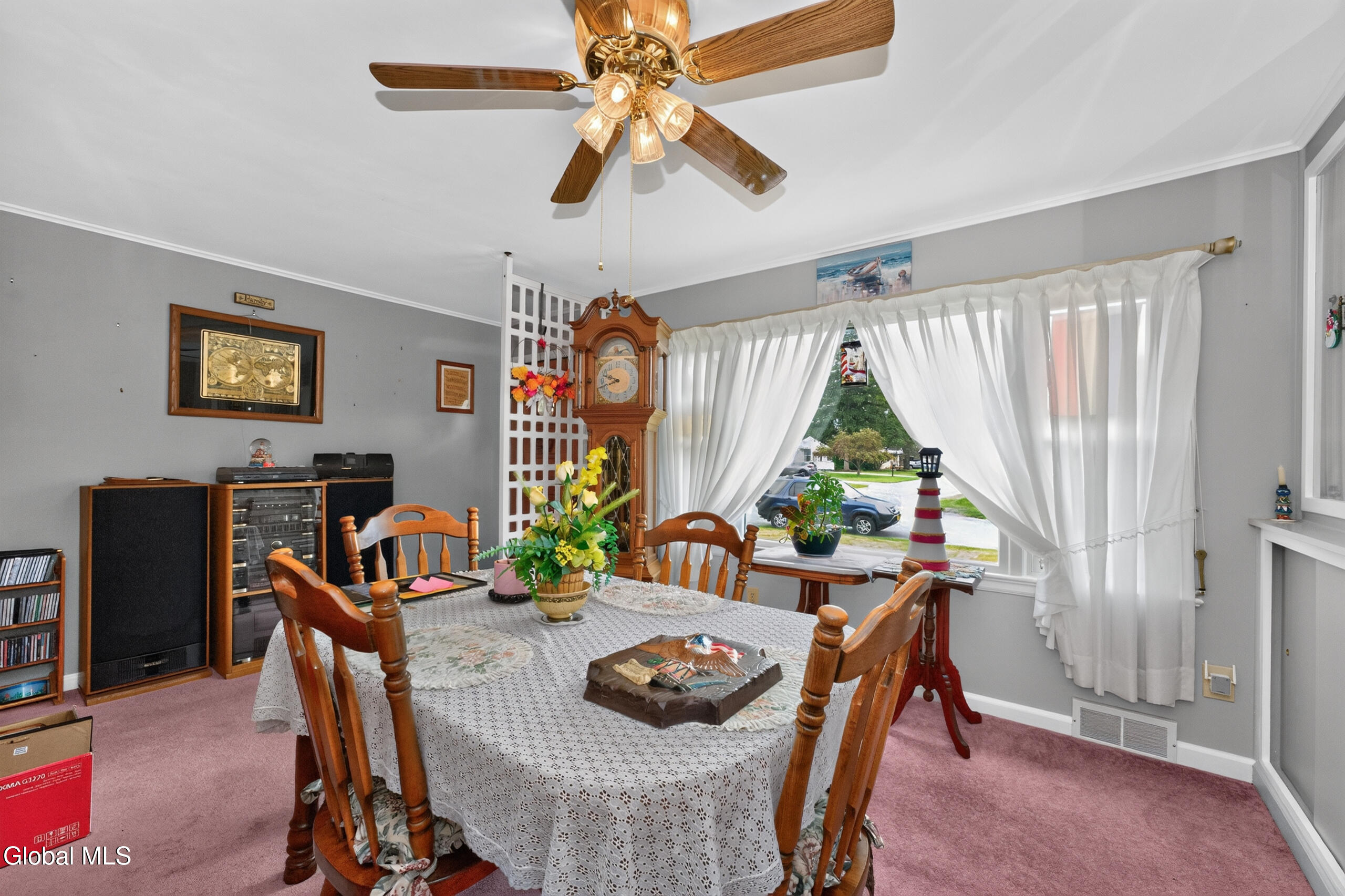 1527 Ardsley Place Schenectady NY 12308