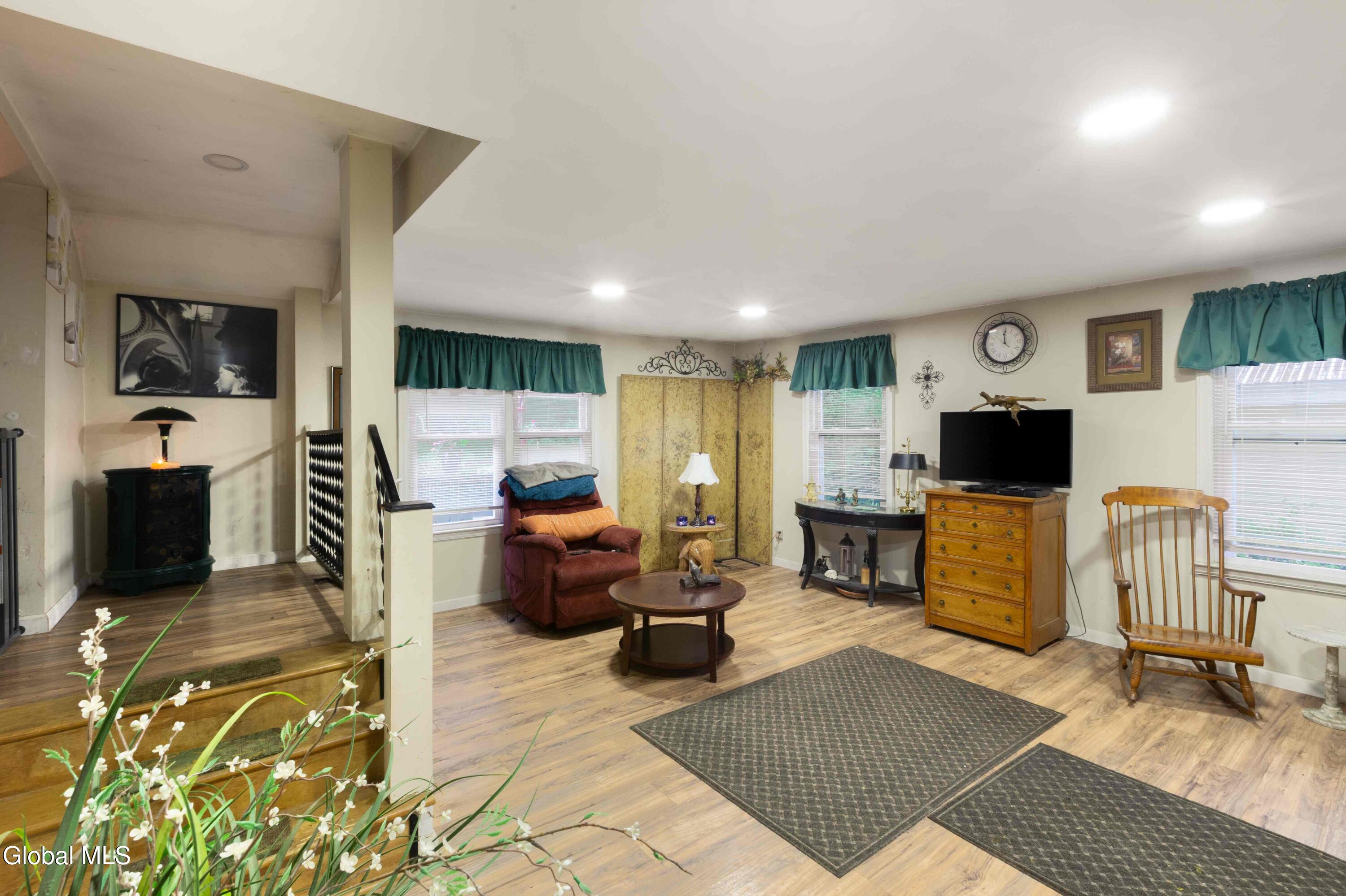 31 North Road Clarksville NY 12041