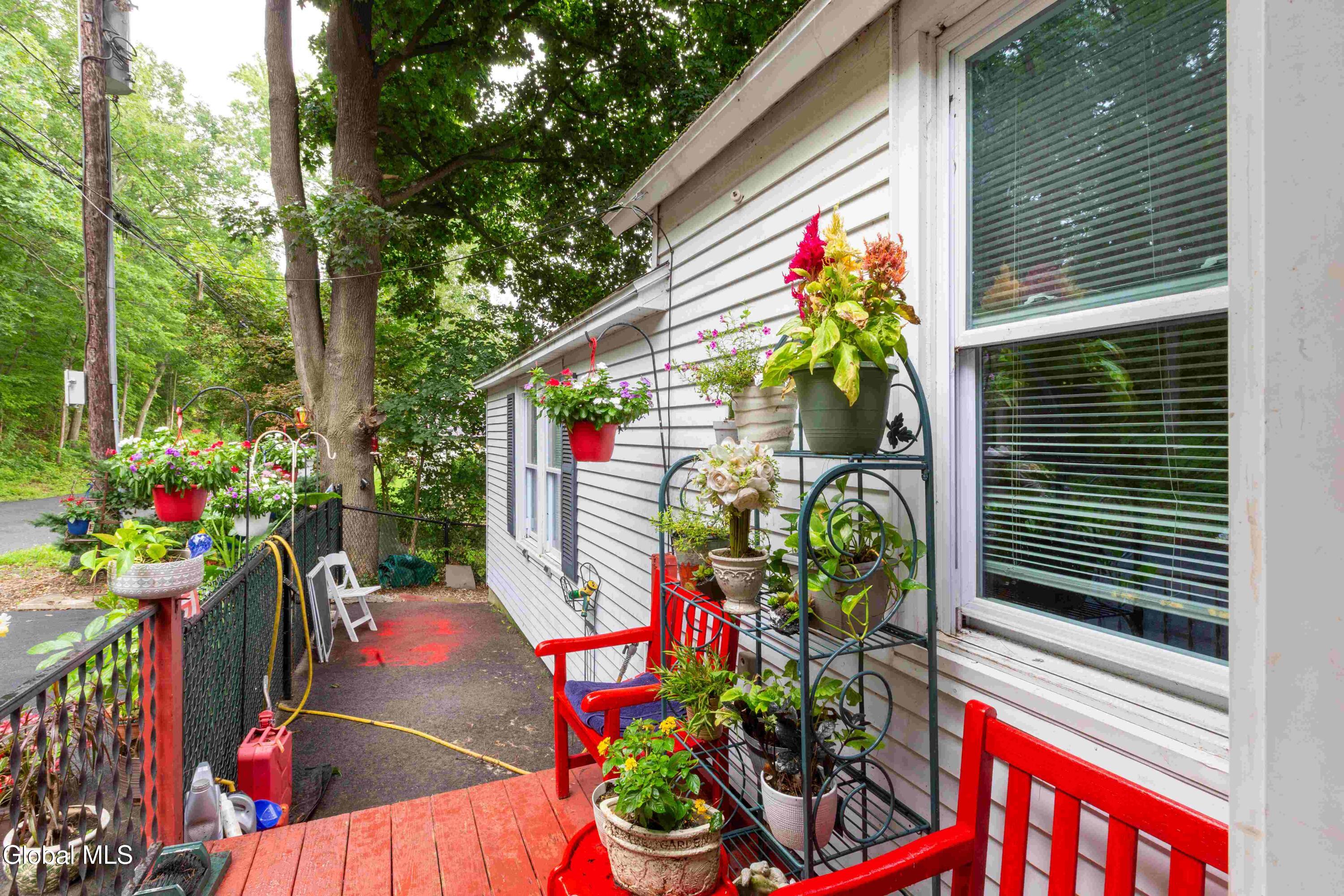 31 North Road Clarksville NY 12041