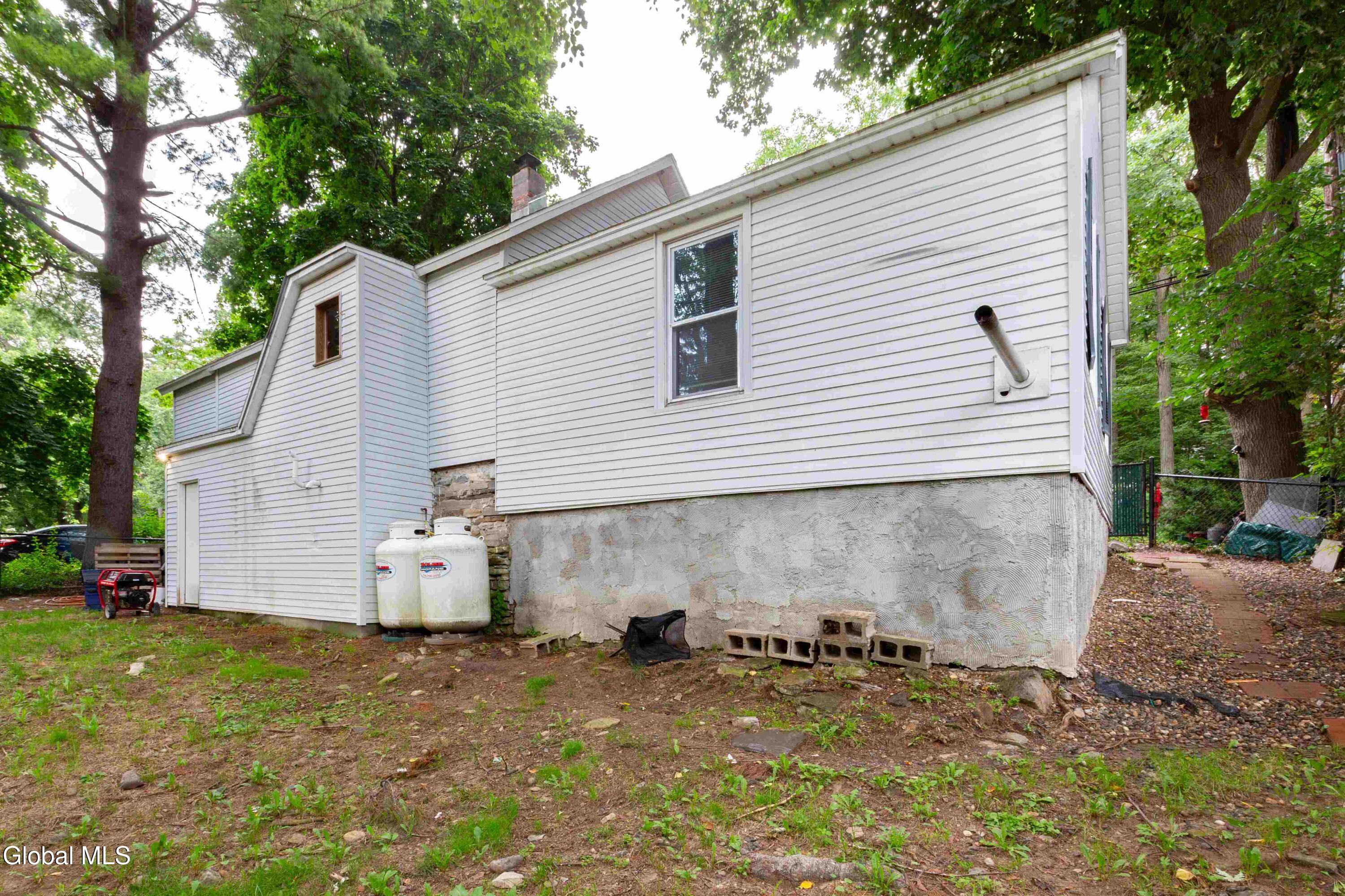 31 North Road Clarksville NY 12041