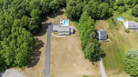 28 Victorian Drive Poestenkill NY 12140