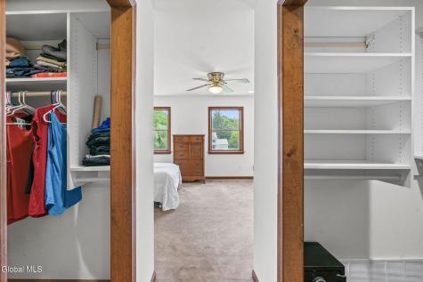 28 Victorian Drive Poestenkill NY 12140