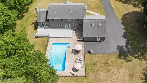 28 Victorian Drive Poestenkill NY 12140