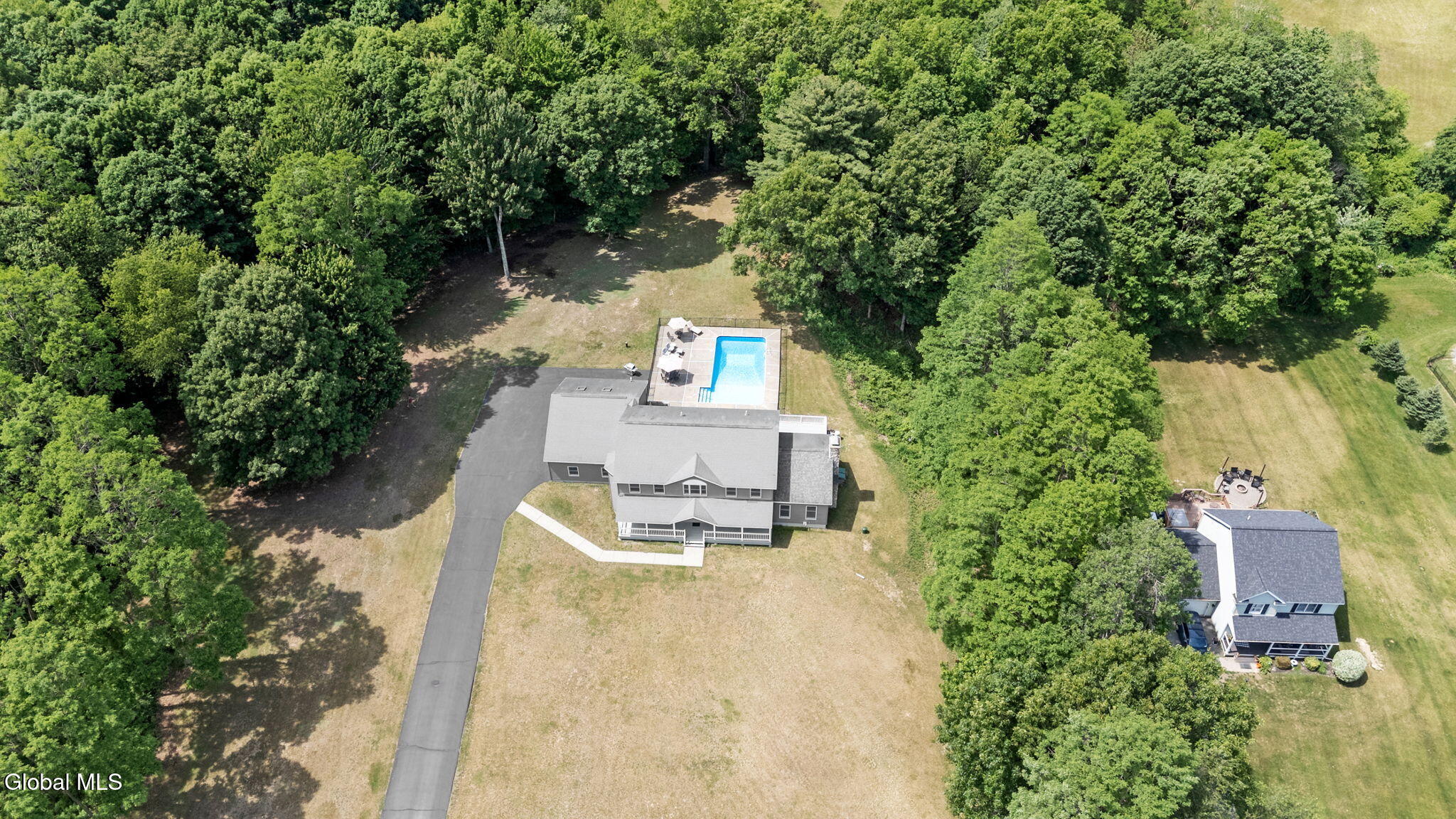 28 Victorian Drive Poestenkill NY 12140