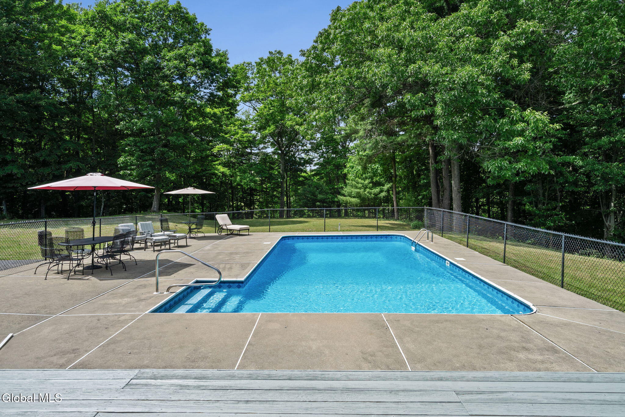 28 Victorian Drive Poestenkill NY 12140