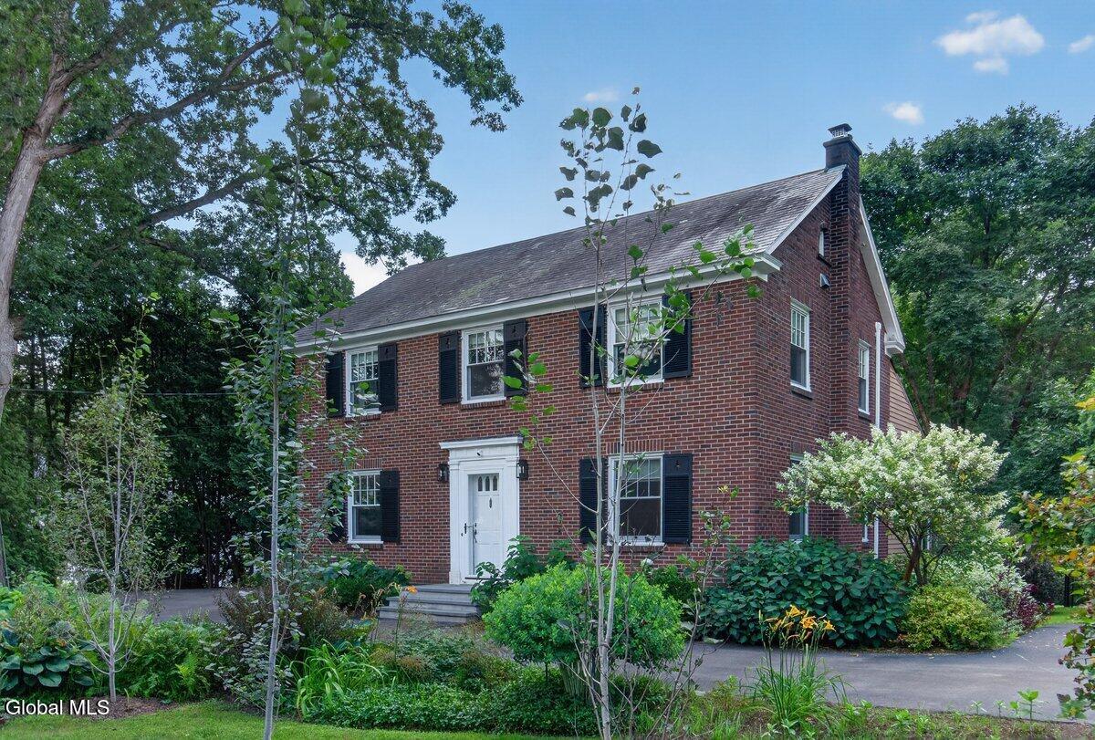 2368 Rosendale Road Niskayuna NY 12309